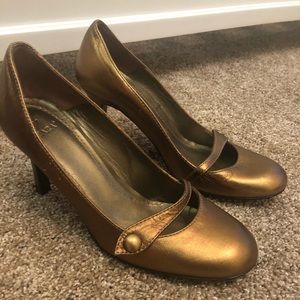 Classic Bronze Zara Heels size 37 or 7